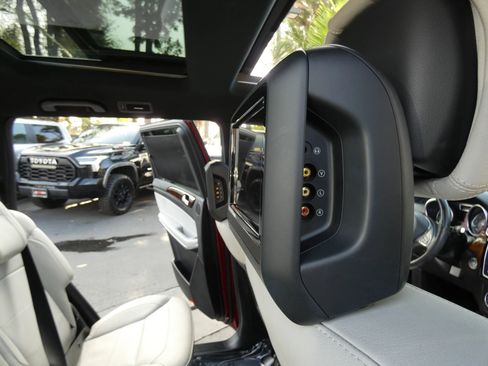 Used 2019 Mercedes-Benz GLS 550 4MATIC image 49