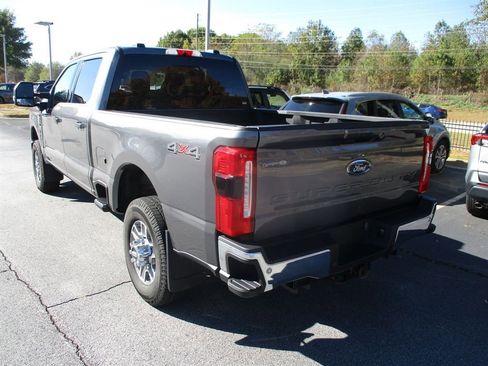 Used 2023 Ford F350 Lariat w/ Lariat Ultimate Package image 3