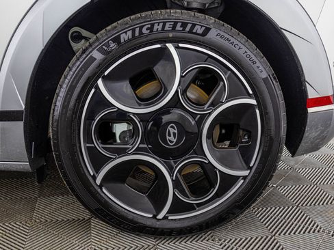Used 2024 Hyundai Ioniq 5 Limited image 53