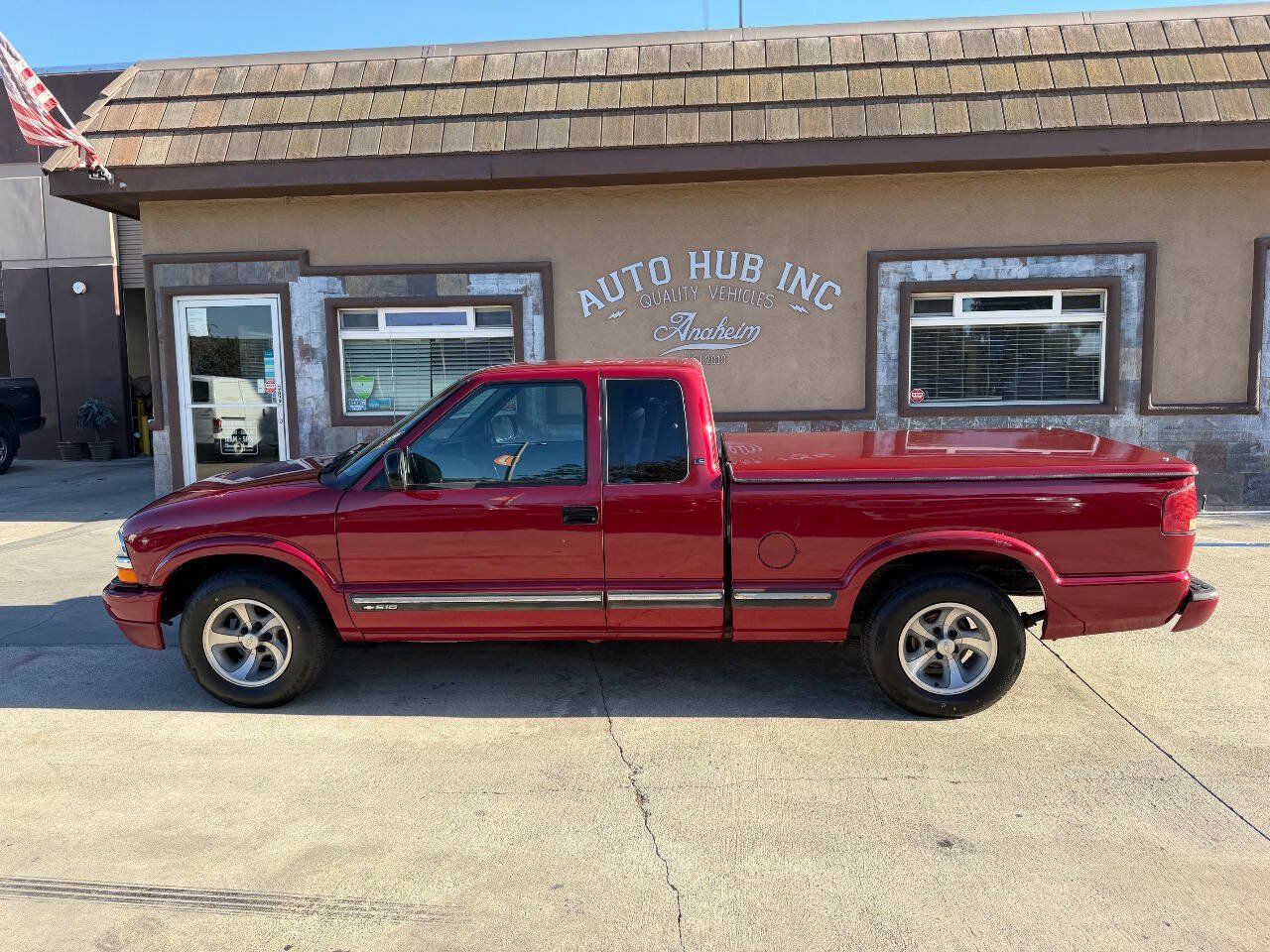 Used 2001 Chevrolet S10 Pickup LS w/ Preferred Equipment Group RWD image 7