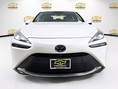 Used 2023 Toyota Mirai w/ Advanced Technology Package RWD image 2