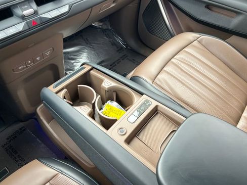 Used 2024 Kia EV9 GT-Line image 32