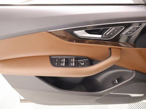 Used 2019 Audi Q7 3.0T Premium Plus image 18