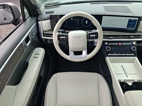 Used 2024 Hyundai Santa Fe Limited AWD/4WD image 11