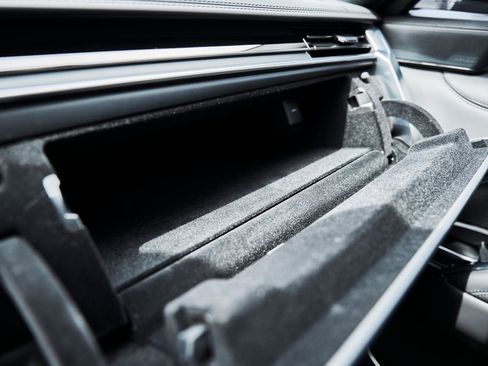 Used 2025 Land Rover Range Rover SE AWD/4WD image 73