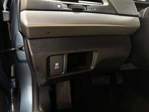 Used 2013 Honda Crosstour EX image 23