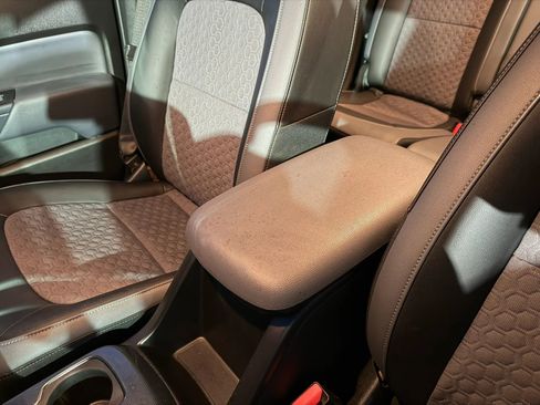 Used 2016 Chevrolet Colorado Z71 image 20