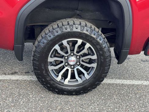 Used 2023 GMC Sierra 1500 AT4 w/ AT4 Premium Package image 7