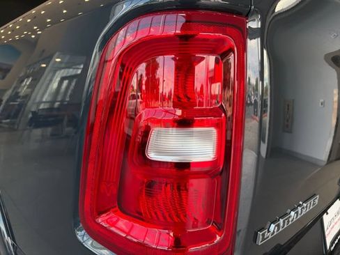 New 2026 RAM 1500 Laramie AWD/4WD image 14