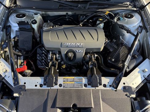 Used 2005 Buick LaCrosse CXL image 25