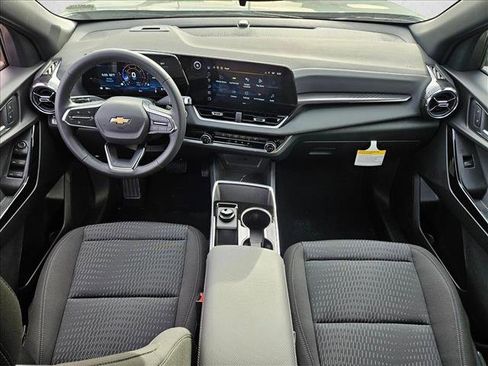 New 2026 Chevrolet Equinox LT image 14