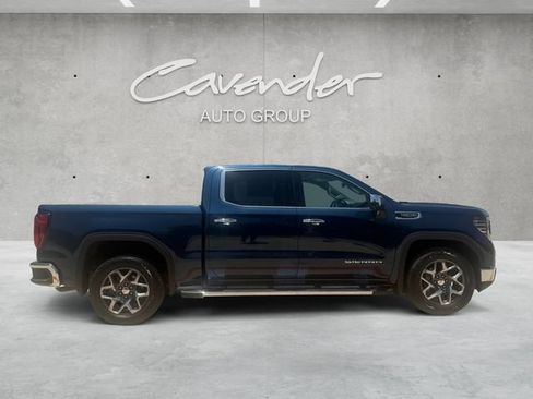Used 2022 GMC Sierra 1500 SLT RWD image 18