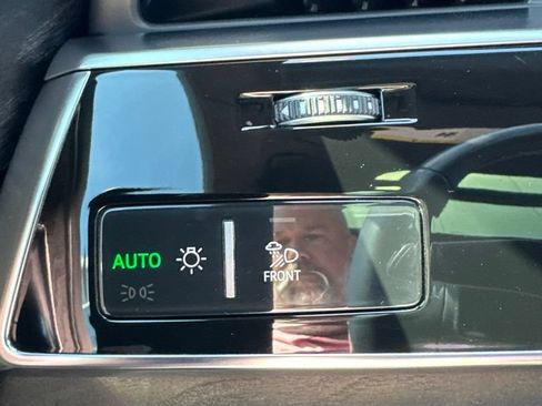 Used 2021 Audi Q8 Prestige AWD/4WD image 17