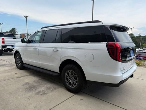 Used 2025 Ford Expedition Max Active RWD image 5