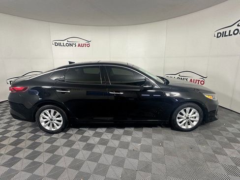 Used 2018 Kia Optima S w/ Panoramic Sunroof Package image 10
