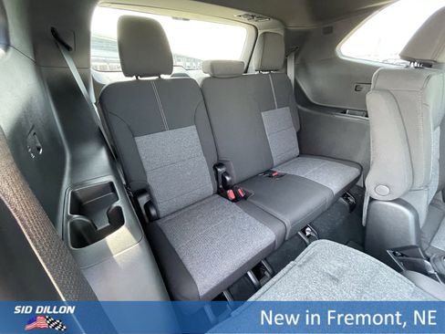 New 2026 GMC Acadia Elevation image 13