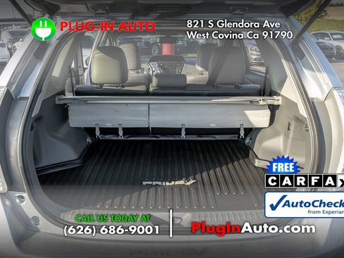 Used 2013 Toyota Prius V Five image 14