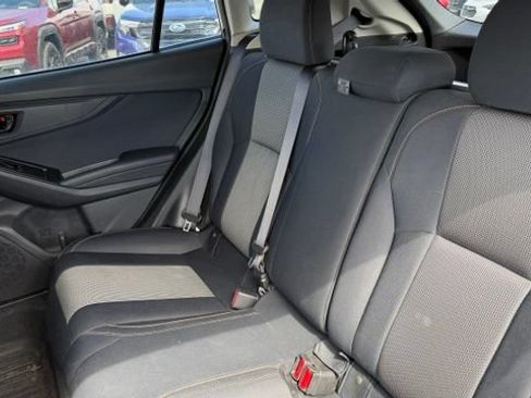 Used 2018 Subaru Crosstrek 2.0i Premium AWD/4WD image 12