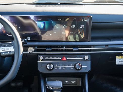 New 2026 Hyundai Tucson SE image 15