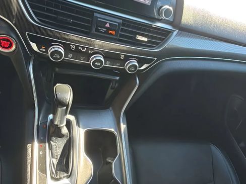 Used 2022 Honda Accord Sport image 45