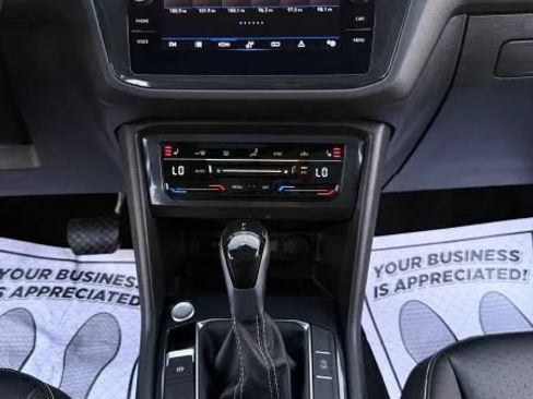 Used 2022 Volkswagen Tiguan SE FWD image 31