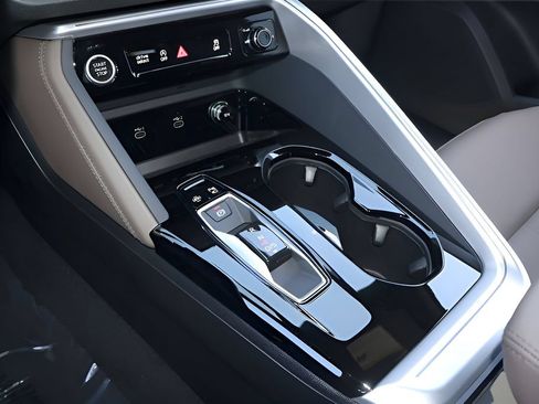 New 2026 Audi Q5 Premium w/ Convenience Package AWD/4WD image 25