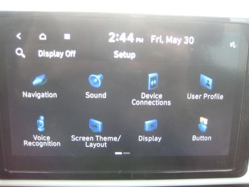 Used 2022 Hyundai Venue Limited image 23