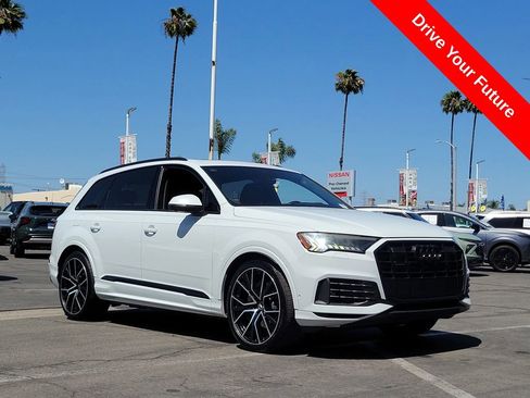Used 2021 Audi Q7 3.0T Prestige w/ Prestige Package AWD/4WD image 34