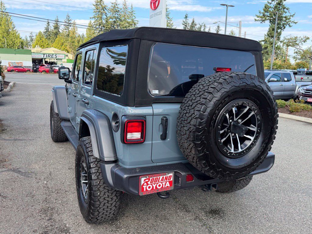 Used 2024 Jeep Wrangler Unlimited Sport AWD/4WD image 9