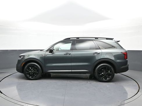 Certified 2023 Kia Sorento S w/ Panoramic Sunroof Package image 9