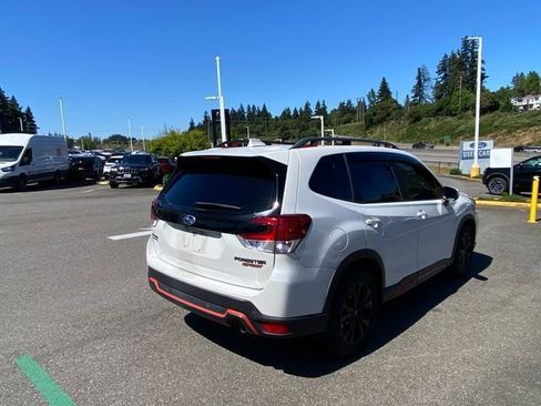 Used 2019 Subaru Forester Sport AWD/4WD image 3