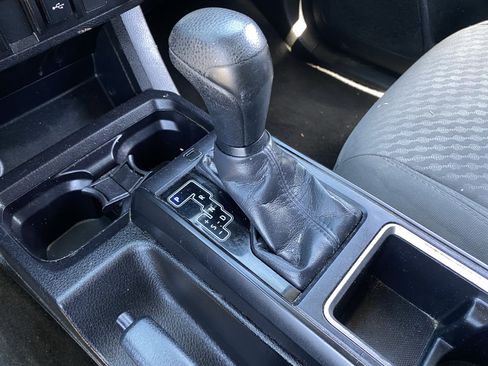 Used 2021 Toyota Tacoma SR RWD image 24