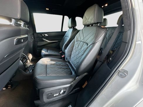 Certified 2023 BMW X7 xDrive40i w/ M Sport Package image 26