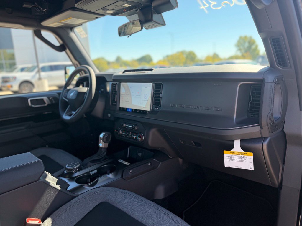 New 2026 Ford Bronco 2-Door w/ Sasquatch Package AWD/4WD image 9