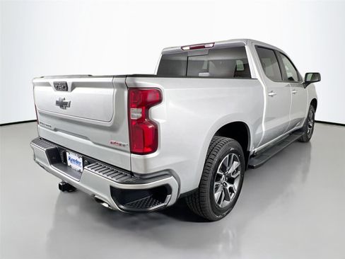 Used 2022 Chevrolet Silverado 1500 RST image 6