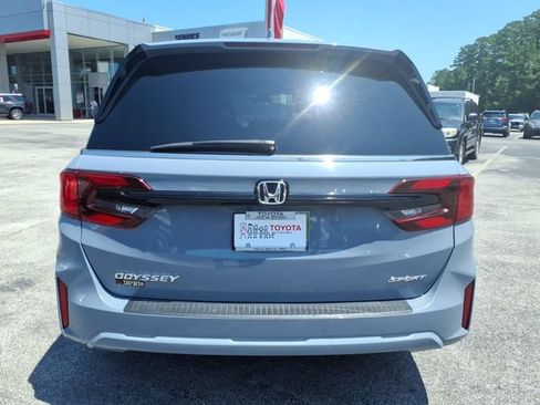 Used 2025 Honda Odyssey Sport-L image 2