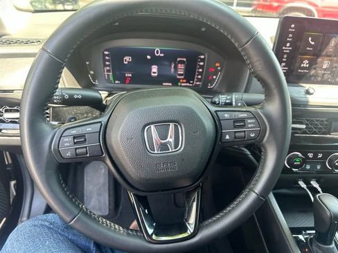 Used 2023 Honda Accord EX-L image 4