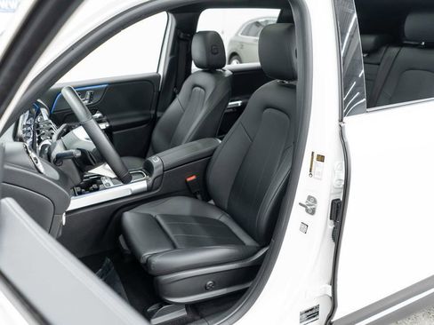 Used 2025 Mercedes-Benz EQB 300 4MATIC w/ Driver Assistance Package image 9