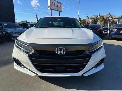 Used 2022 Honda Accord Sport image 2