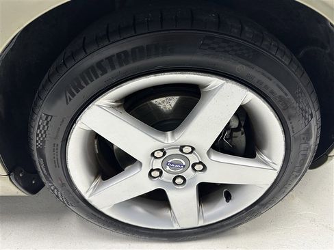 Used 2008 Volvo S40 2.4i image 14