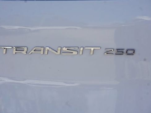Used 2025 Ford Transit 250 Low Roof w/ Exterior Upgrade Package RWD image 31