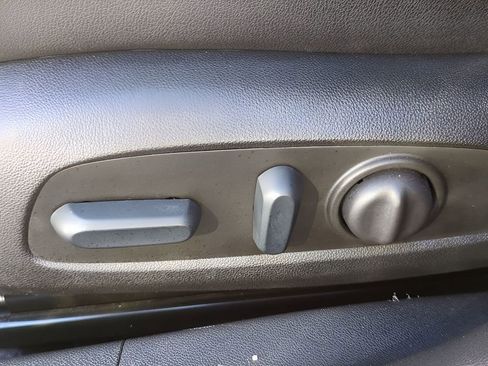 Used 2022 Chevrolet Malibu Premier image 19