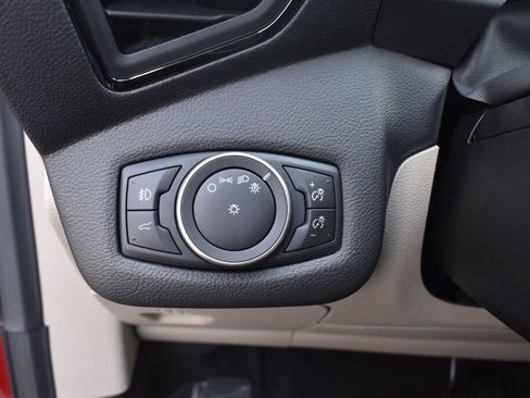 Used 2019 Ford Escape Titanium AWD/4WD image 15