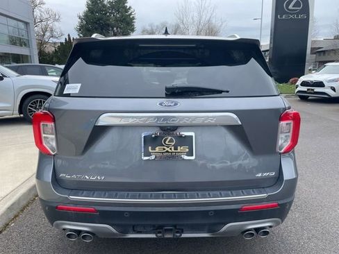 Used 2022 Ford Explorer Platinum w/ Equipment Group 601A image 6