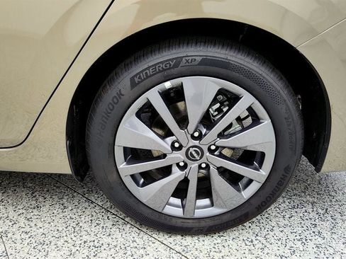 Used 2026 Nissan Sentra SL w/ Floor Mat Package FWD image 9