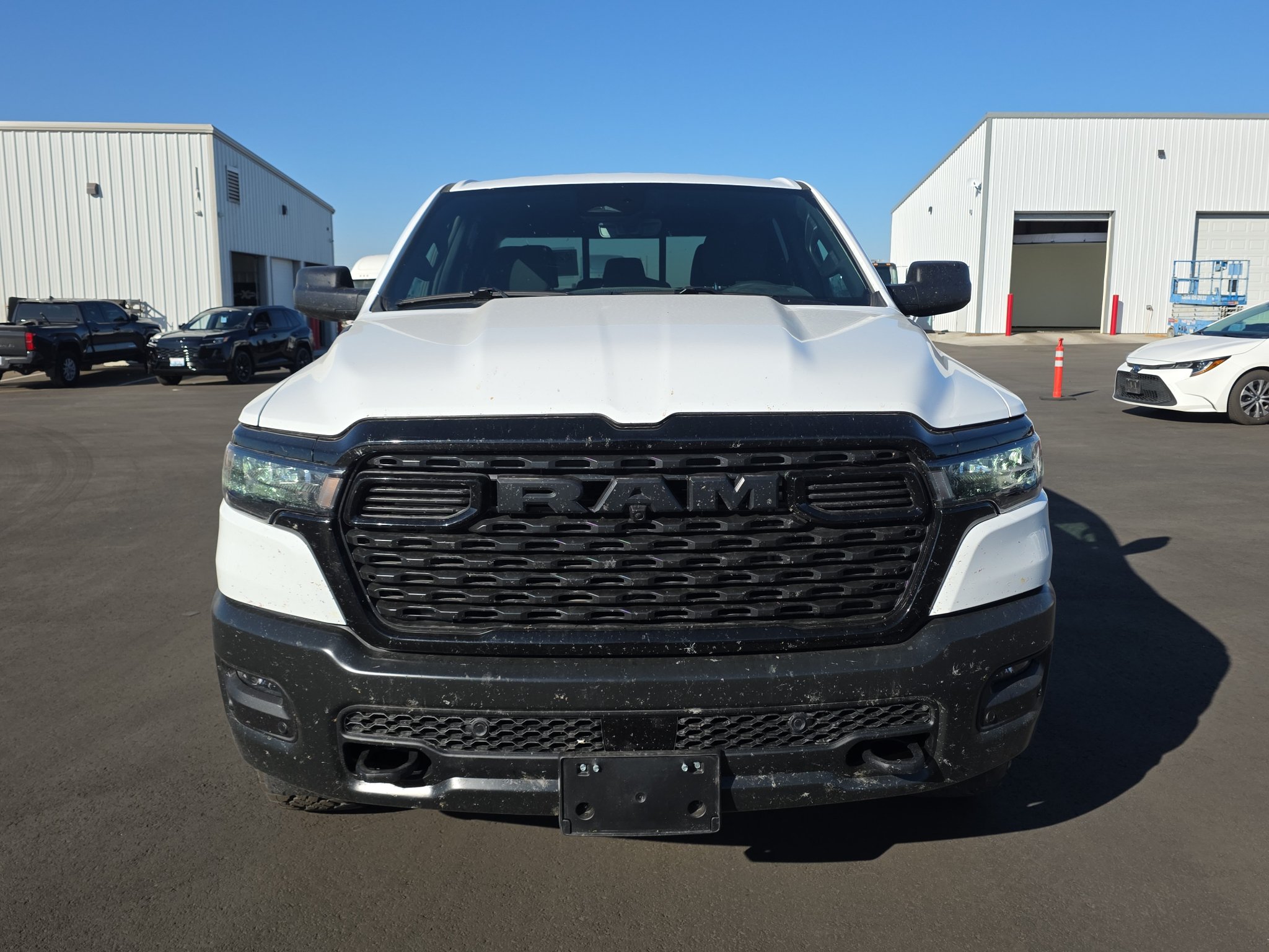 Used 2026 RAM 1500 Warlock AWD/4WD image 2
