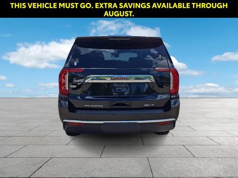 Used 2024 GMC Yukon SLT AWD/4WD image 7