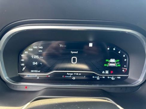 Used 2022 GMC Yukon SLT w/ SLT Premium Package AWD/4WD image 16