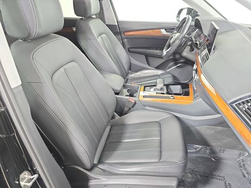 Used 2023 Audi Q5 2.0T Premium w/ Convenience Package AWD/4WD image 27