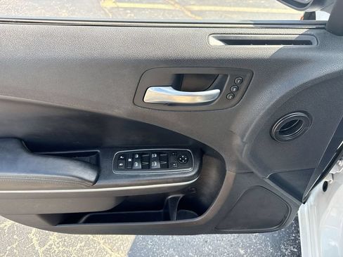 Used 2021 Dodge Charger SXT w/ Leather Interior Group RWD image 24